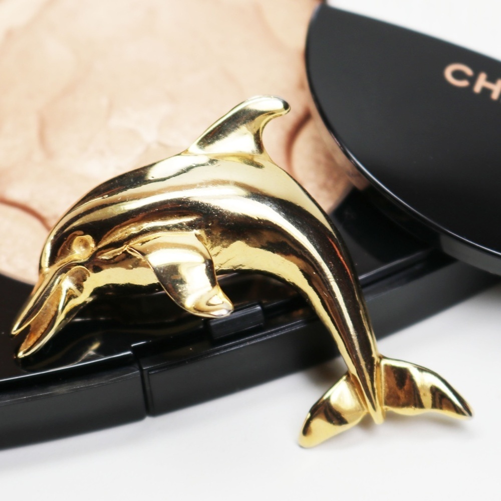 NAUTICAL DOLPHIN BROOCH by H&M *signed*
